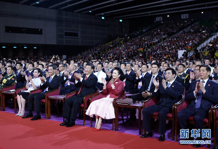 学习进行时丨“习近平的2021”：扎实推动共同富裕实实在在造福人民